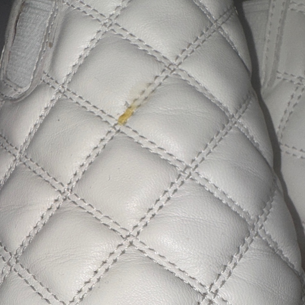 Tory Burch White Quilted Slip-On Loafers - Picture 5 of 12